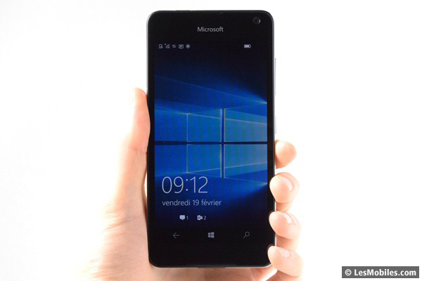 Test du Microsoft Lumia 650 : un Windows Phone séduisant qui mériterait d’être plus puissant