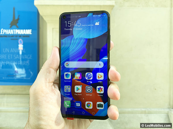 Huawei lance le Nova 5T en France