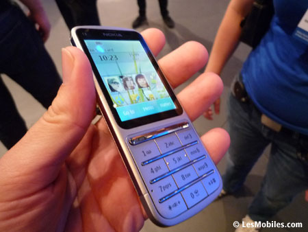 Nokia C3-01 Touch and Type