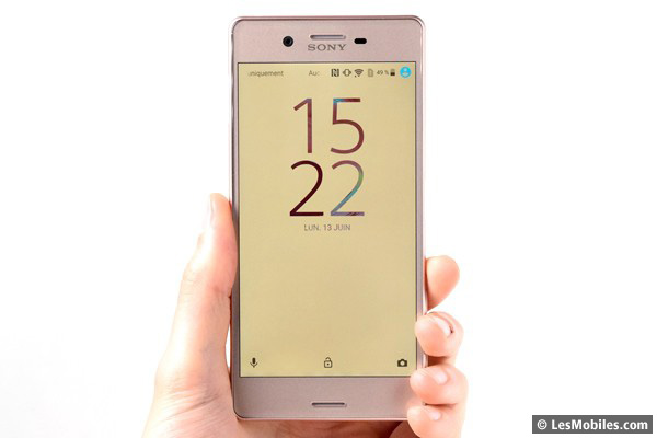 Nouvelle vague de mises à jour pour les Sony Xperia X et XA